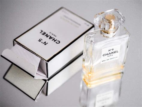 profumi meglio dior o chanel|I migliori marchi di profumi del mondo: Chanel, Dior, Gucci & Co..